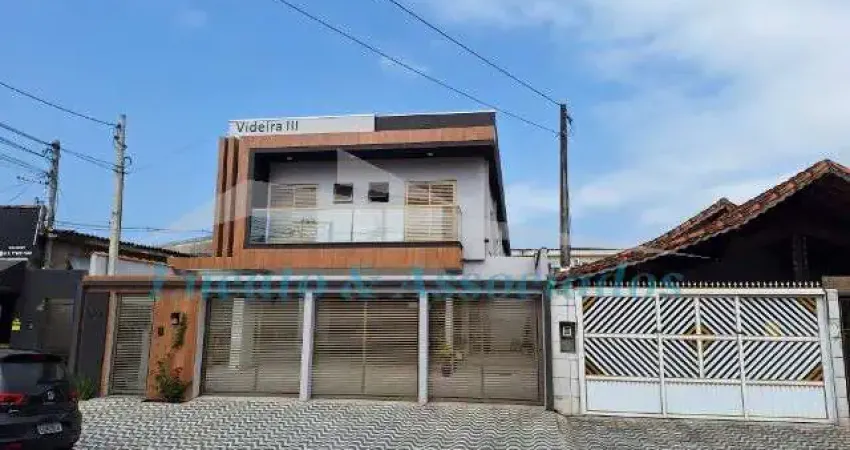 Excelente Sobrado em Condomínio à Venda em Praia Grande-SP, Bairro Maracanã - 2 Quartos, 1 Sala, 2 Banheiros, 1 Vaga de Garagem - 50,50m² Área