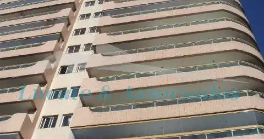 Apartamento de 03 dormitórios sendo 03 suítes, sala, sacada com churrasqueira e vista para o mar, cozinha, banheiro, área de serviço e 02 vagas de gar