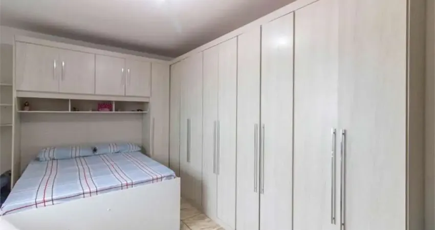 Casa com 2 quartos à venda em Vila Mazzei - SP