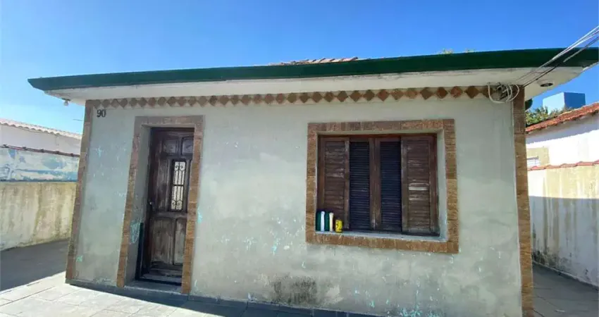 Casa térrea com 2 quartos à venda em Vila Nova Mazzei - SP