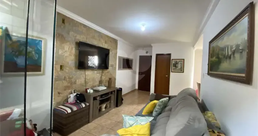 Casa com 3 quartos à venda na Rua Conchita, Horto Florestal, São Paulo