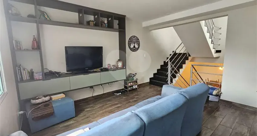 Sobrado com 3 quartos à venda em Jardim Rossin - SP