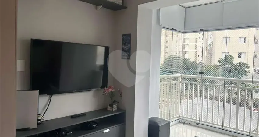 Apartamento com 2 quartos à venda na Rua Torres da Barra, 99, Lapa, São Paulo