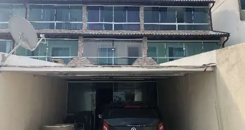 Casa com 4 quartos à venda na Avenida Litorânea, Centro, Araruama
