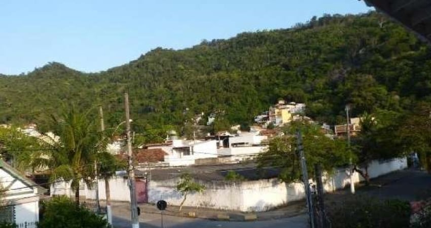 Casa à venda na Rua Tupinambás, São Francisco, Niterói