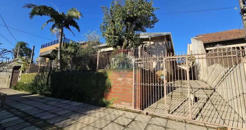 Casa Espaçosa e Aconchegante, com 166m2, 03 dormitórios , bairro Dihel,  em Sapucaia do Sul