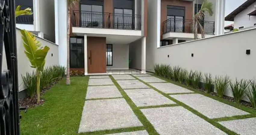 Casa com 3 quartos à venda na Rua Helio Rebelo, 2, Universitário, Tijucas