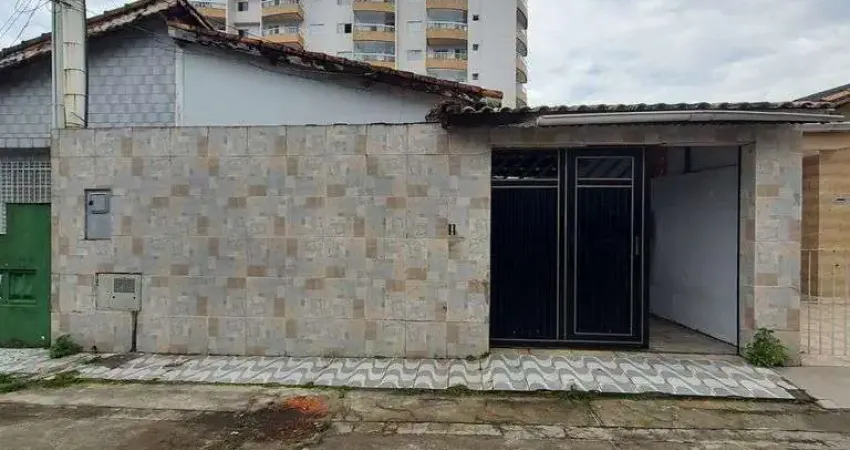 Casa geminada para locação no bairro aviação – praia grande - r$ 2.500,00