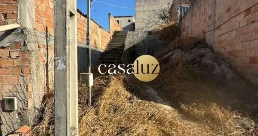 Terreno localizado no bairro Serra Azul/ Sarzedo