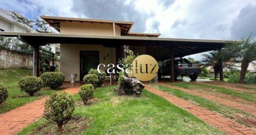 Casa localizada no Condomínio Serra dos Bandeirantes /Mário Campos