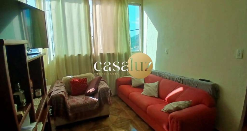Casa com barracão localizada no bairro Masterville /Sarzedo