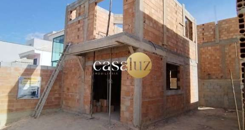 Casa duplex em construção localizada no bairro Masterville /Sarzedo