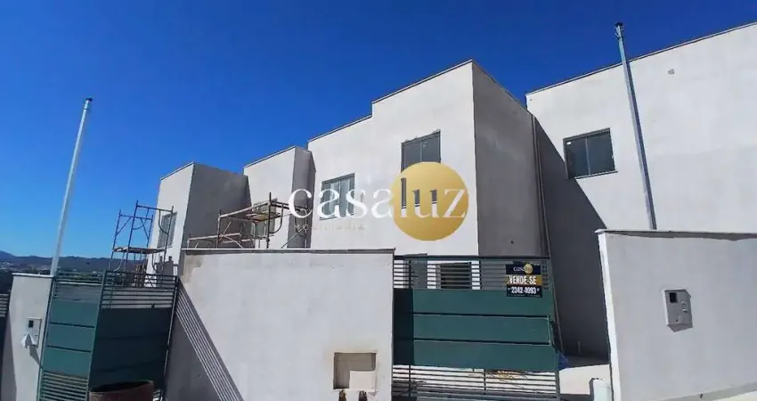 Casa em fase de acabamento localizada no bairro Jardim das Flores /Ibirité