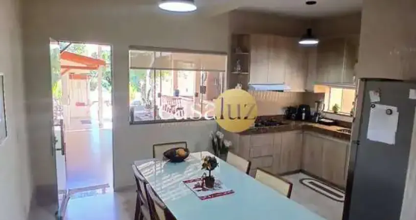 Casa com 2 quartos à venda no Centro, Sarzedo