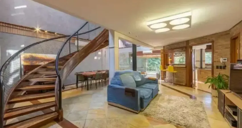Casa em condomínio fechado com 4 quartos para alugar na Rua Conde da Figueira, 553, Vila Jardim, Porto Alegre