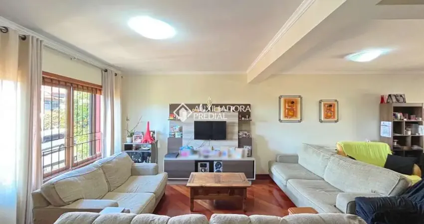 Casa em condomínio fechado com 3 quartos para alugar na Rua Professora Thereza Noronha, 39, Espírito Santo, Porto Alegre