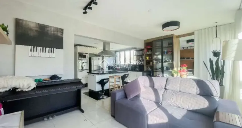 Cobertura com 4 quartos para alugar na Avenida Mariland, 1212, Auxiliadora, Porto Alegre