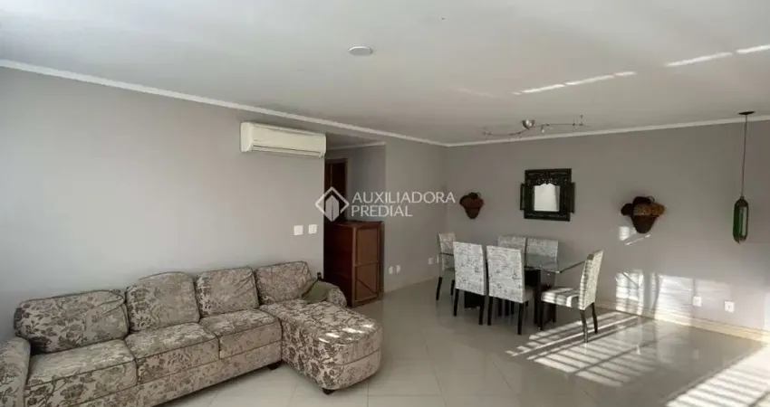 Apartamento com 3 quartos para alugar na Rua Tito Lívio Zambecari, 332, Mont Serrat, Porto Alegre