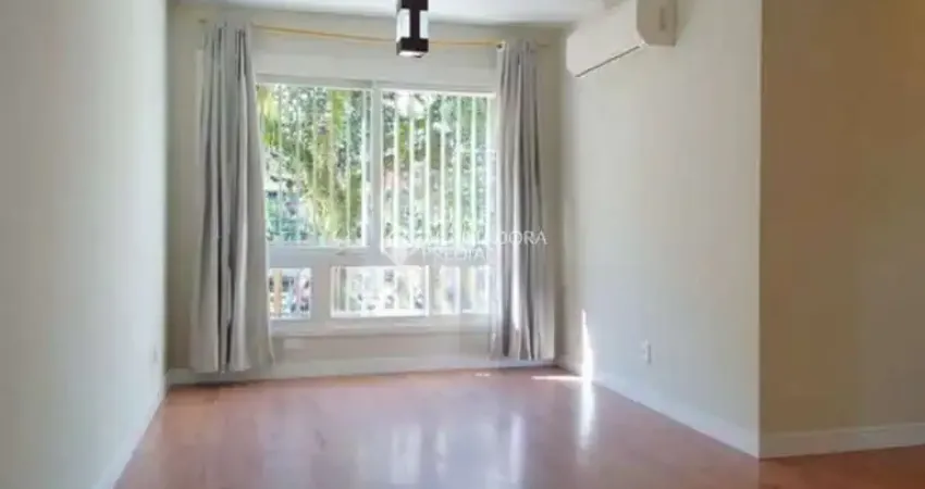 Apartamento com 3 quartos para alugar na Avenida Paraná, 2535, São Geraldo, Porto Alegre