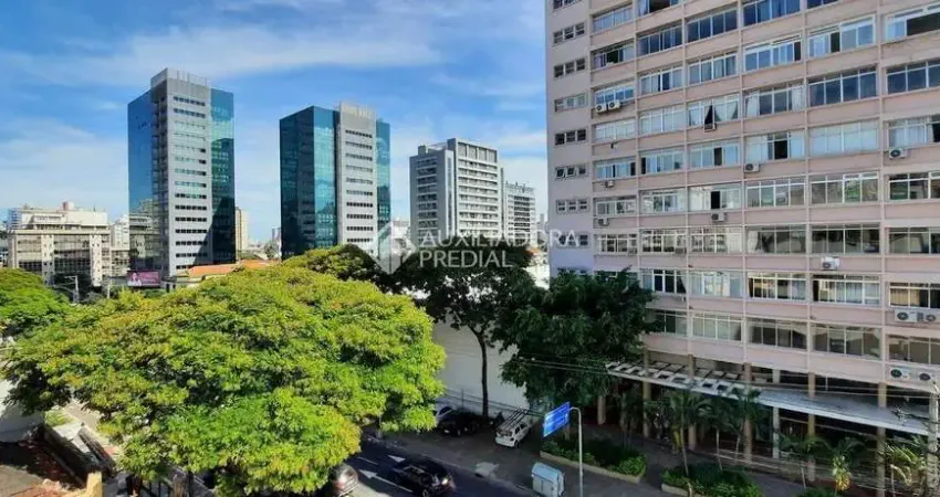 Sala comercial para alugar na Rua Vinte e Quatro de Outubro, 1557, Auxiliadora, Porto Alegre