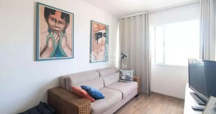 Apartamento com 3 quartos para alugar na Avenida Bento Gonçalves, 1515, Partenon, Porto Alegre