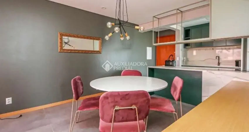 Apartamento com 2 quartos para alugar na Rua Santa Cecília, 2129, Santana, Porto Alegre