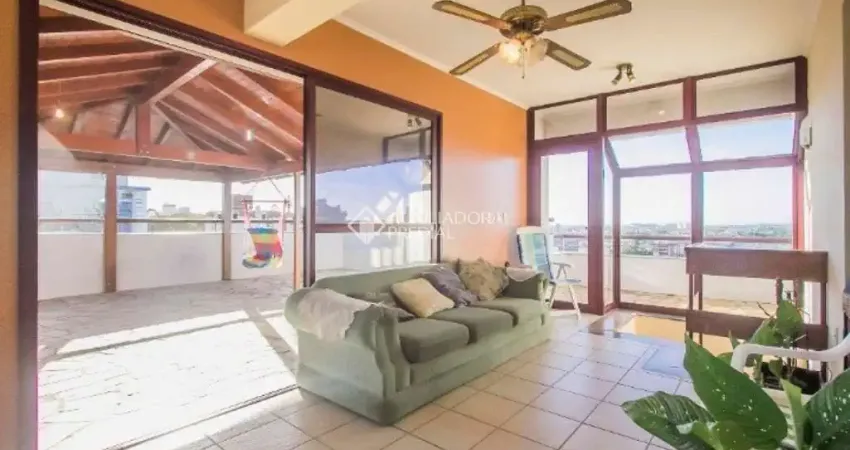 Cobertura com 3 quartos para alugar na Rua Américo Vespucio, 975, Higienópolis, Porto Alegre