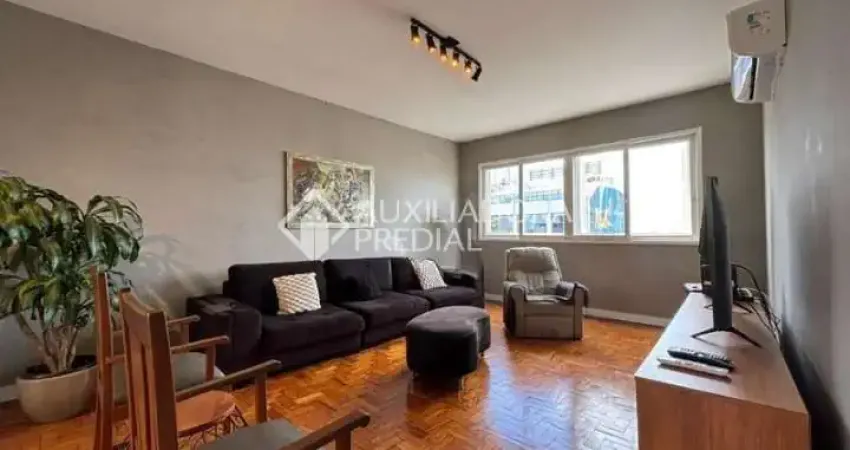 Apartamento com 3 quartos para alugar na Avenida Independência, 190, Centro Histórico, Porto Alegre