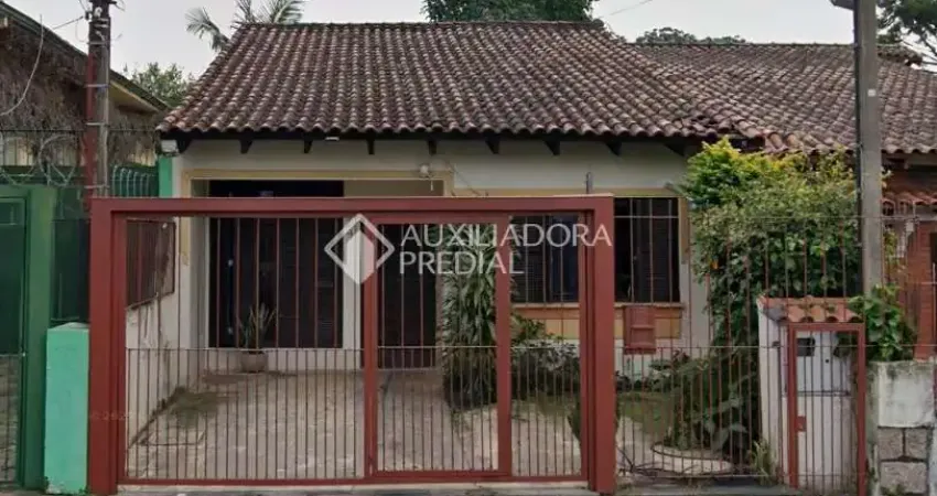 Casa em condomínio fechado com 2 quartos para alugar na Rua Paissandu, 179, Partenon, Porto Alegre