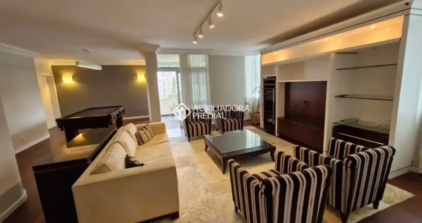 Apartamento com 4 quartos para alugar na Avenida Professor Othon Gama D'Eça, 873, Centro, Florianópolis