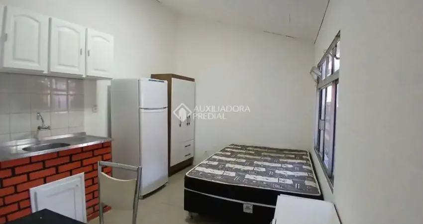 Kitnet / Stúdio para alugar na Rua Aristídes Lobo, 276, Agronômica, Florianópolis