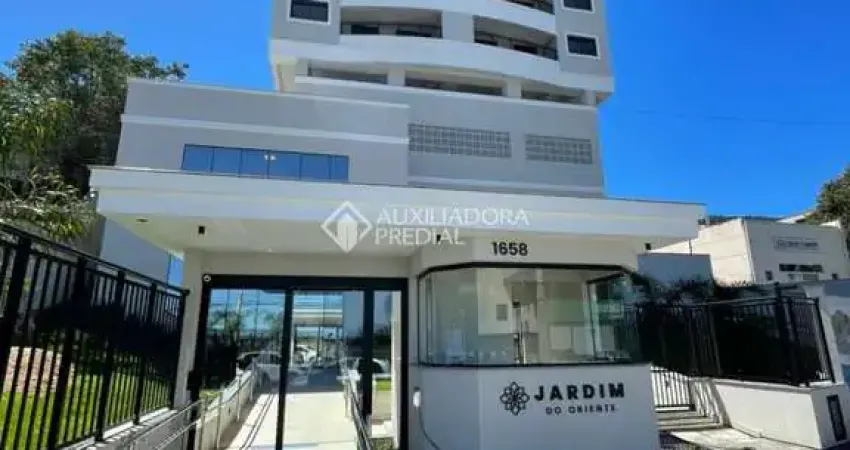 Apartamento com 2 quartos para alugar na Rodovia Virgílio Várzea, 1550, Monte Verde, Florianópolis