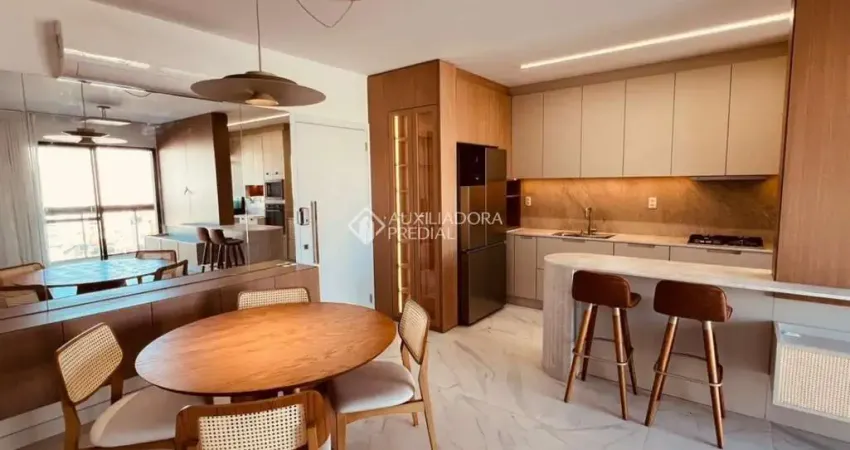 Apartamento com 2 quartos para alugar na Rua Antônio Scherer, 737, Kobrasol, São José