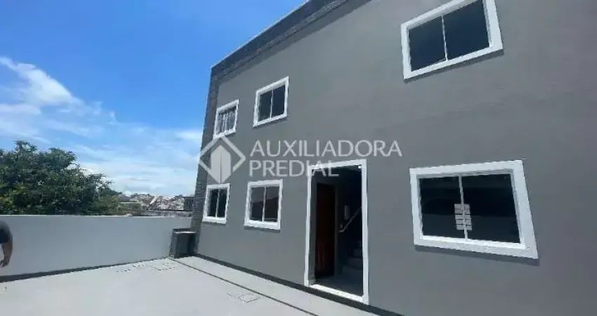 Apartamento com 2 quartos para alugar na Rua Irineu Hoffman, 181, Forquilhas, São José