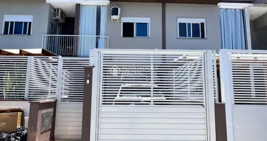 Casa em condomínio fechado com 2 quartos para alugar na Servidão da Conquista, 3, Ribeirão da Ilha, Florianópolis
