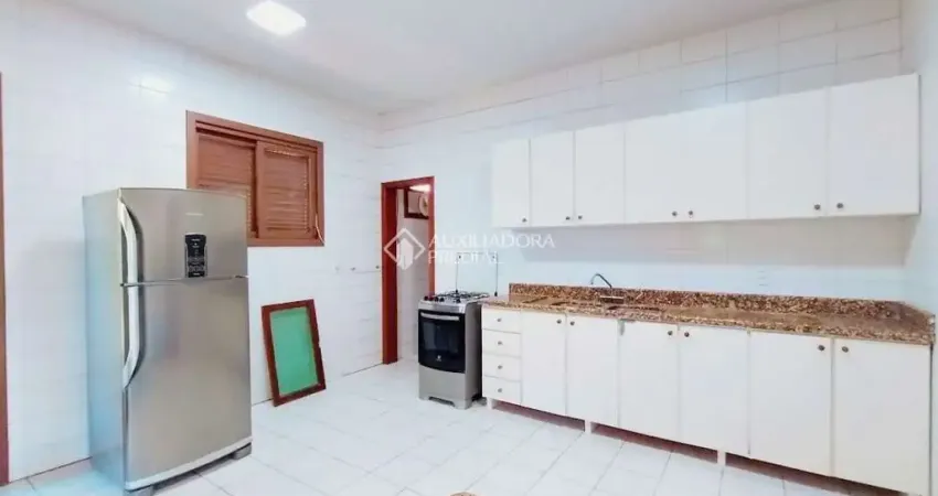Apartamento com 3 quartos para alugar na Servidão Mar de Cristal, 260, Ingleses do Rio Vermelho, Florianópolis
