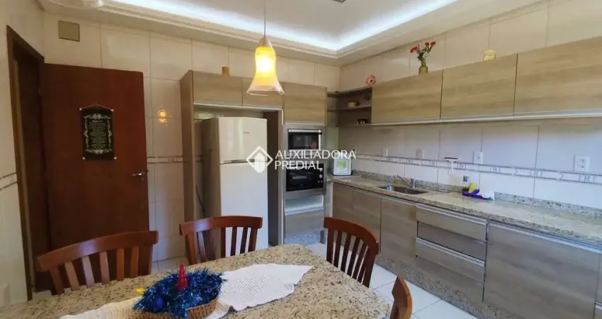 Casa em condomínio fechado com 4 quartos para alugar na Servidão Flor do Campo, 22, Vargem Grande, Florianópolis