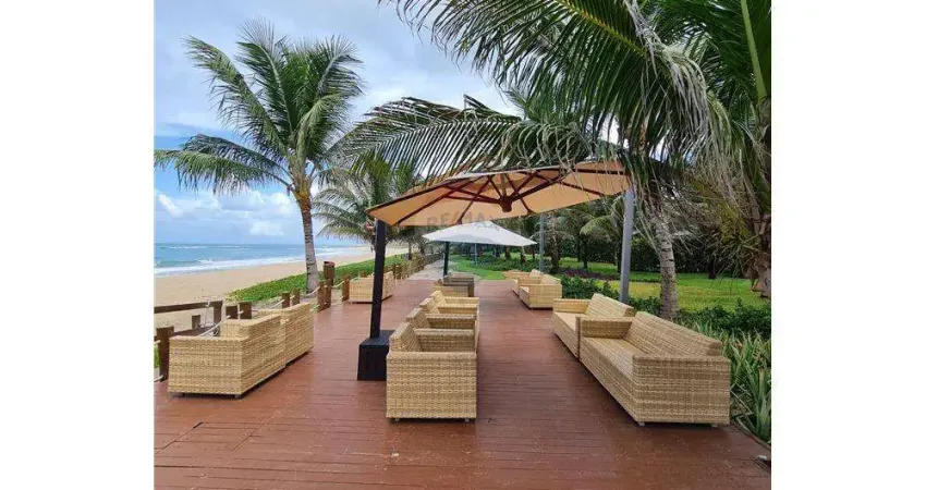 Luxo à Beira-mar: Apartamento em Muro Alto