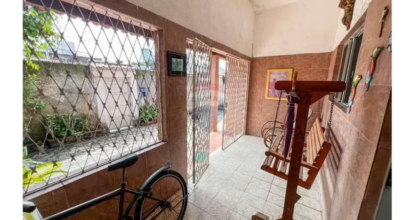 Seu Novo Lar em Setúbal: Espaçosa e Bem Localizada!