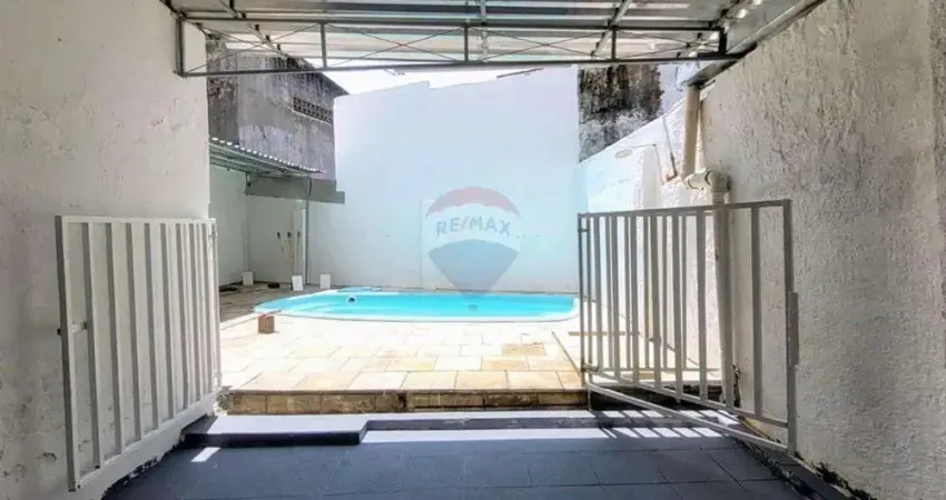 Locação de Casa Comercial na Madalena, com 317m².