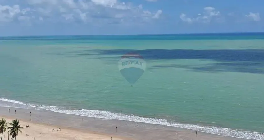 “o privilégio de morar com o oceano como vizinho.' praia de piedade