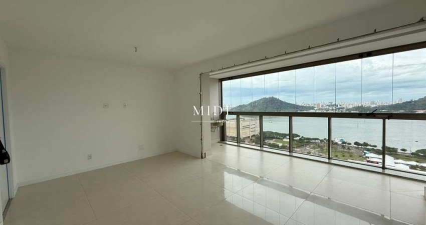 Apartamento 3 quartos com 3 suítes à venda na Enseada do Suá