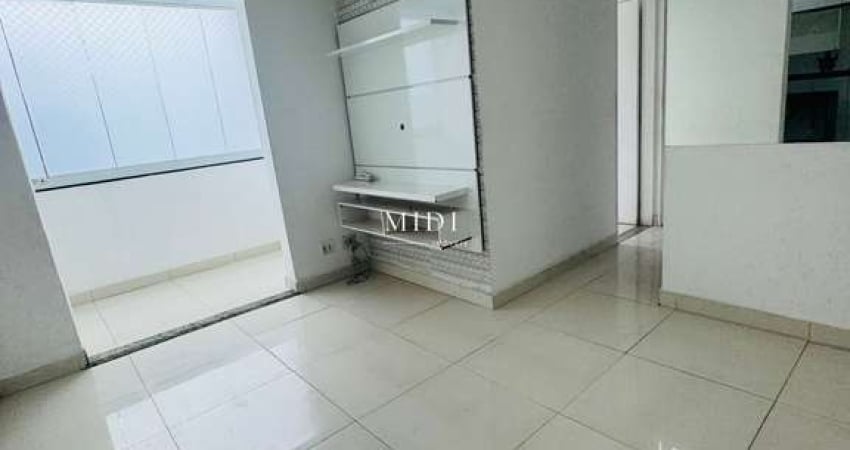 Lindo apartamento reformado no Viver Serra em Chácara Parreiral
