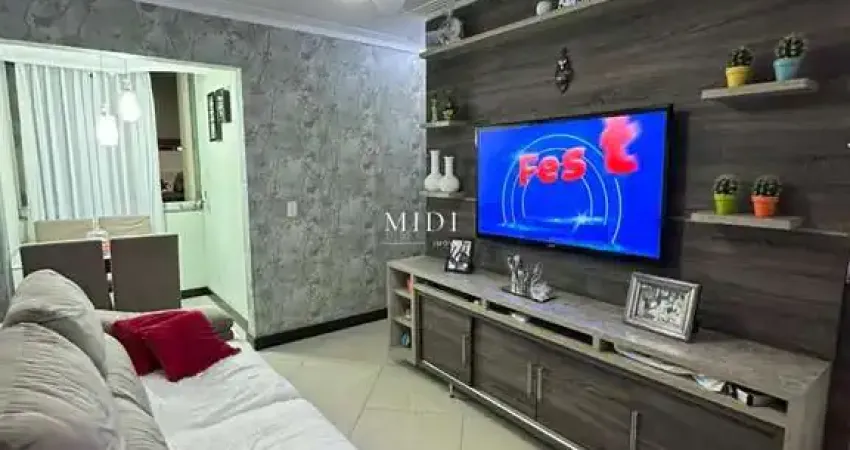 Lindo apartamento com suíte e varanda no Recreio das Laranjeiras