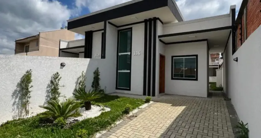 Linda casa com Edícula para chamar de sua