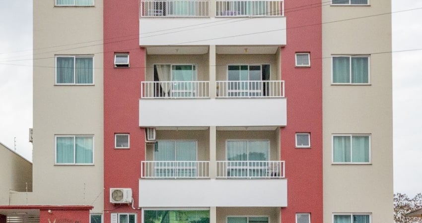 Apto 2 dormitórios completo (com eletrodomésticos)  no Jardim Itália por 369 mil