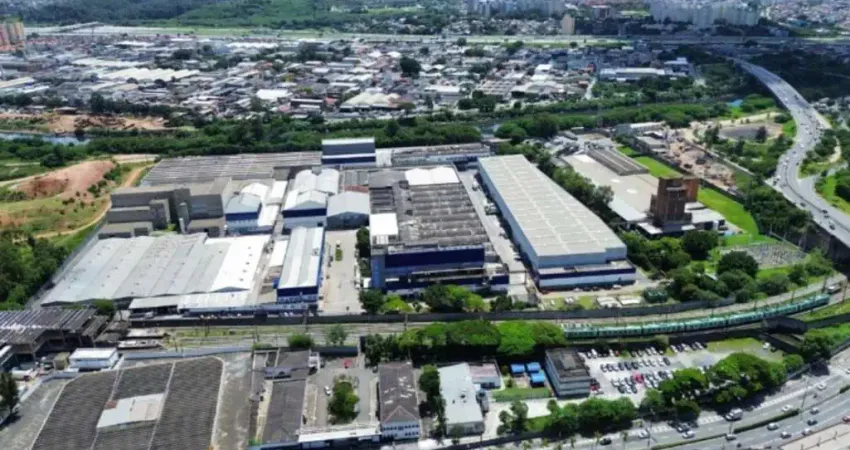 Galpão para alugar em Osasco, industrial em condomínio fechado