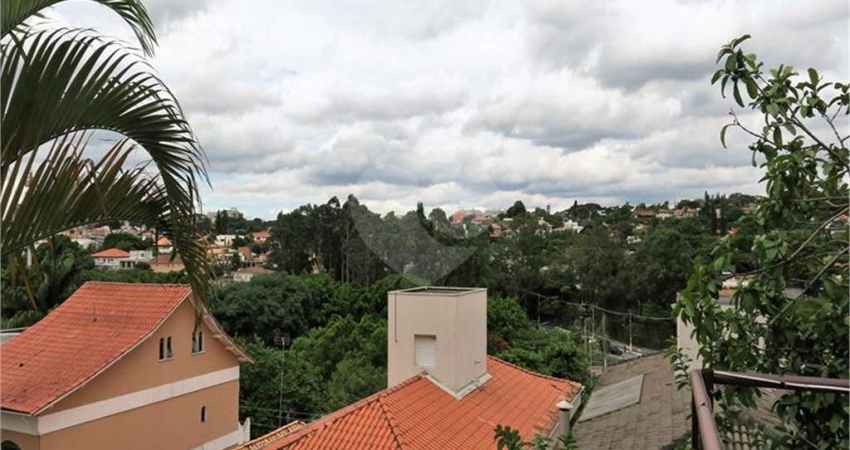Casa com 4 quartos à venda em Jardim Leonor - SP
