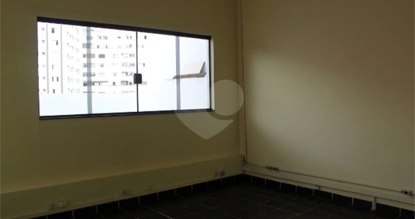 Prédio inteiro à venda em Bela Vista - SP
