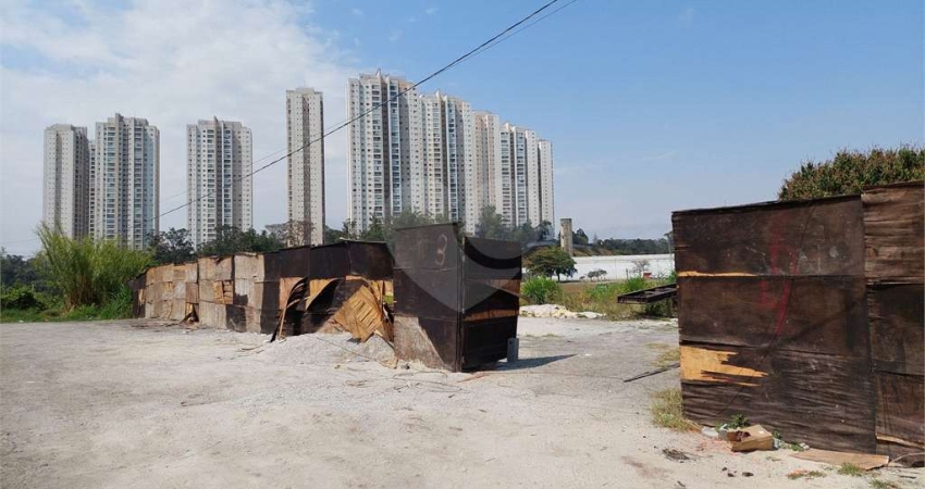 Terreno à venda na Rua Mário Regallo Pereira, Butantã, São Paulo